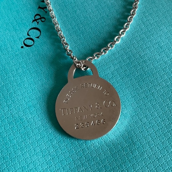 Authentic Tiffany chain and X-Large round tag. - Picture 5 of 13